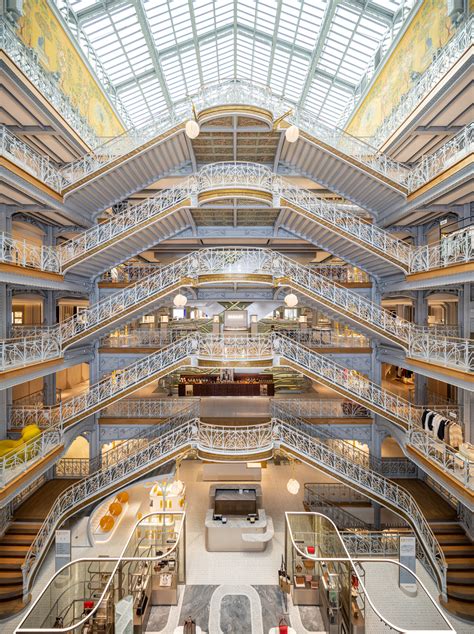 la samaritaine in paris.